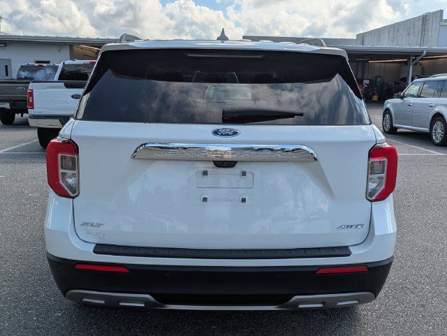 Used 2021 Ford Explorer XLT w/ Equipment Group 202A AWD/4WD image 4