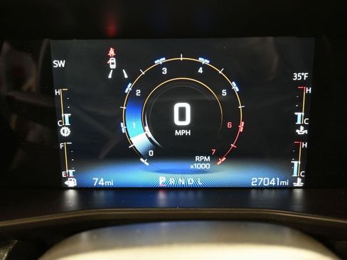 Used 2023 Chevrolet Colorado W/T image 19