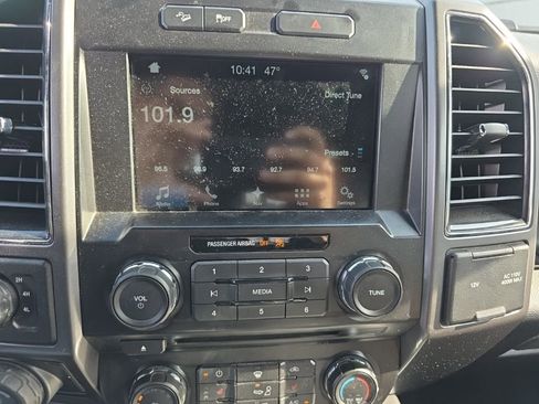 Used 2017 Ford F150 XLT w/ Equipment Group 302A Luxury image 10