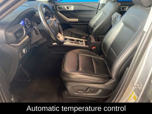 Used 2022 Ford Explorer XLT w/ Equipment Group 202A AWD/4WD image 7
