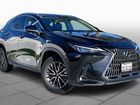 Used 2025 Lexus NX 350h AWD w/ Premium Package image 2