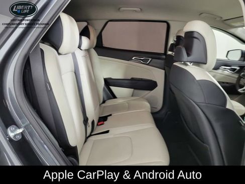 Used 2024 Kia Sportage EX image 17