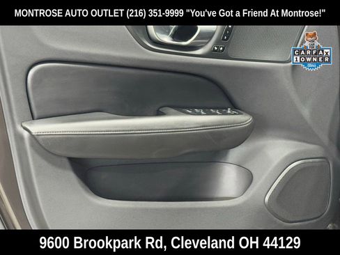 Certified 2025 Volvo V60 B5 Cross Country Plus image 12