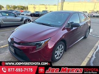 Used 2024 Toyota Corolla LE FWD video 1