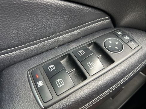 Used 2018 Mercedes-Benz GLE 350 image 24