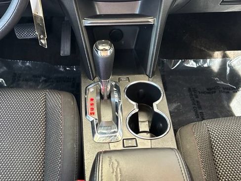 Used 2016 GMC Terrain SLE FWD image 25
