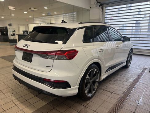 Used 2023 Audi Q4 e-tron Premium Plus w/ Premium Plus image 8