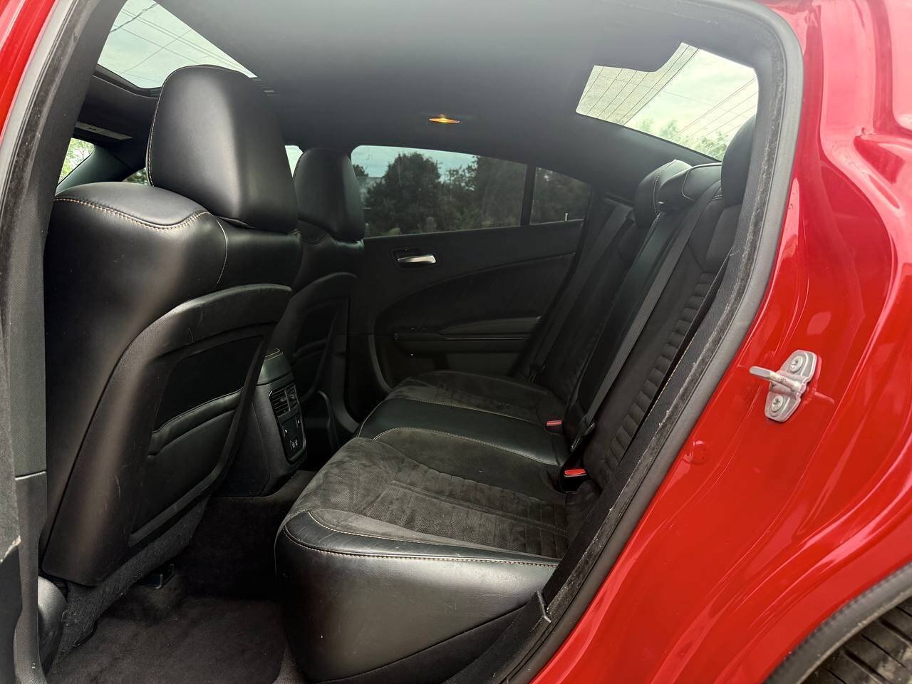 Used 2017 Dodge Charger R/T RWD image 15