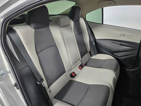 Used 2025 Toyota Corolla LE FWD image 15