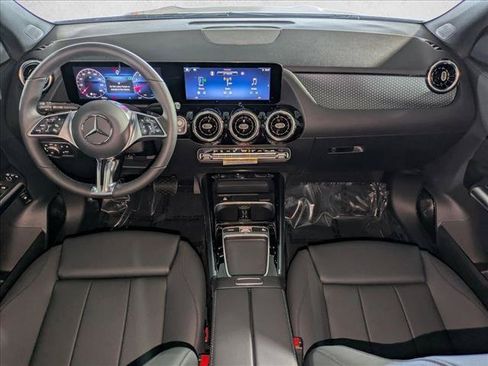 New 2026 Mercedes-Benz GLA 250 4MATIC image 15