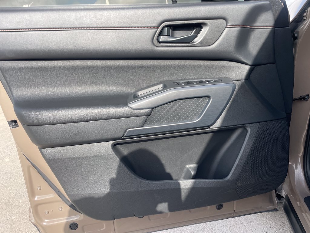 Certified 2024 Nissan Pathfinder Rock Creek AWD/4WD image 10