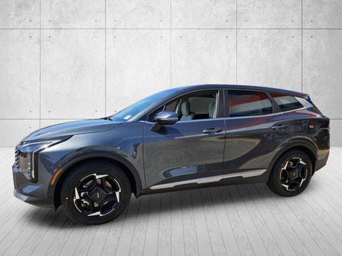 New 2026 Kia Sportage EX FWD image 3