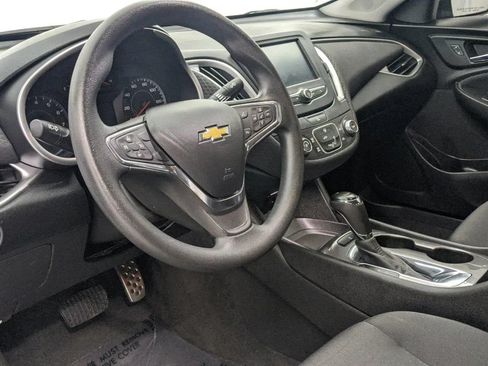 Used 2017 Chevrolet Malibu LS FWD image 36
