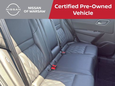 Used 2026 Nissan Rogue Platinum w/ Platinum Premium Package AWD/4WD image 27