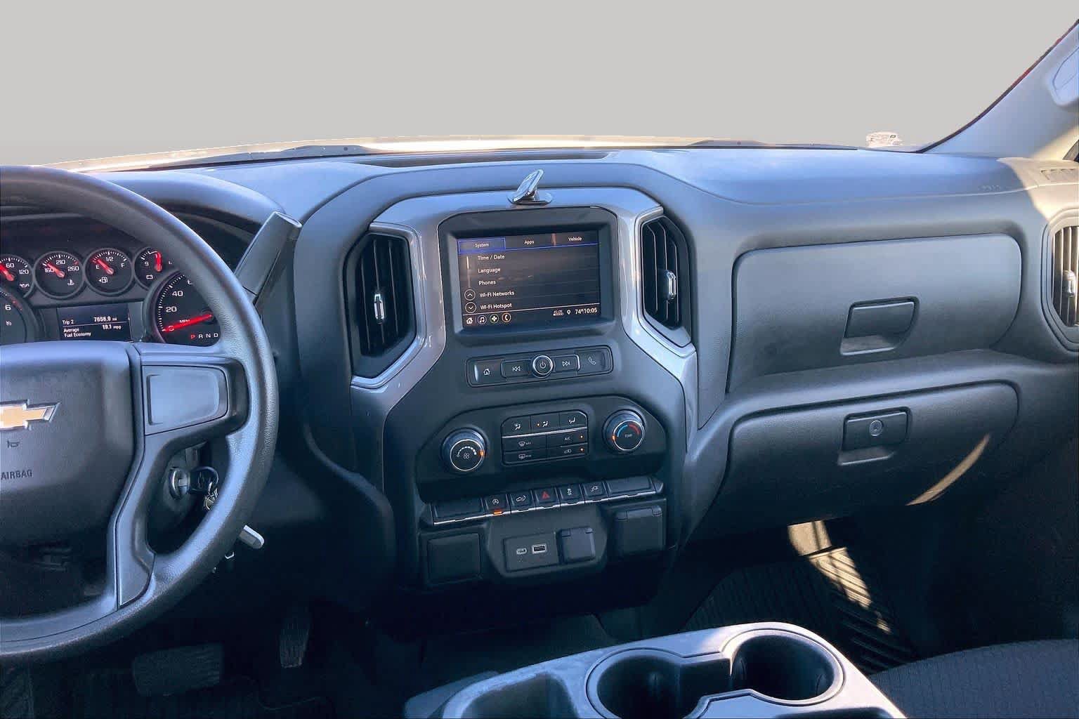 Used 2022 Chevrolet Silverado 1500 Custom AWD/4WD image 7