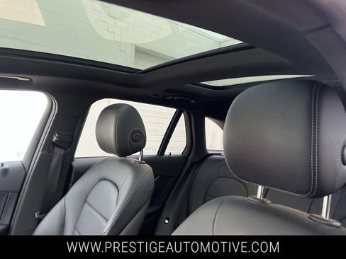 Used 2018 Mercedes-Benz GLC 300 4MATIC image 24