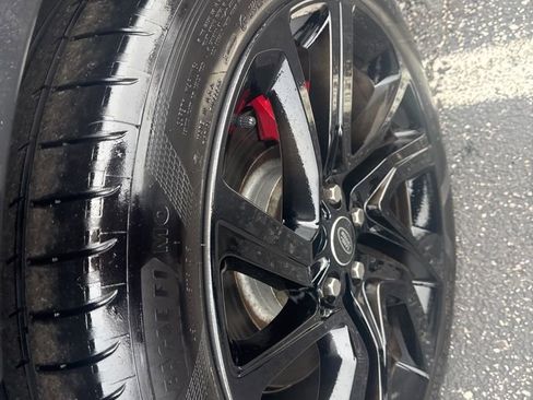 Used 2018 Land Rover Range Rover Sport HSE Dynamic image 32