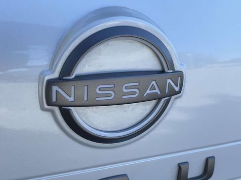 Used 2025 Nissan Rogue S image 8