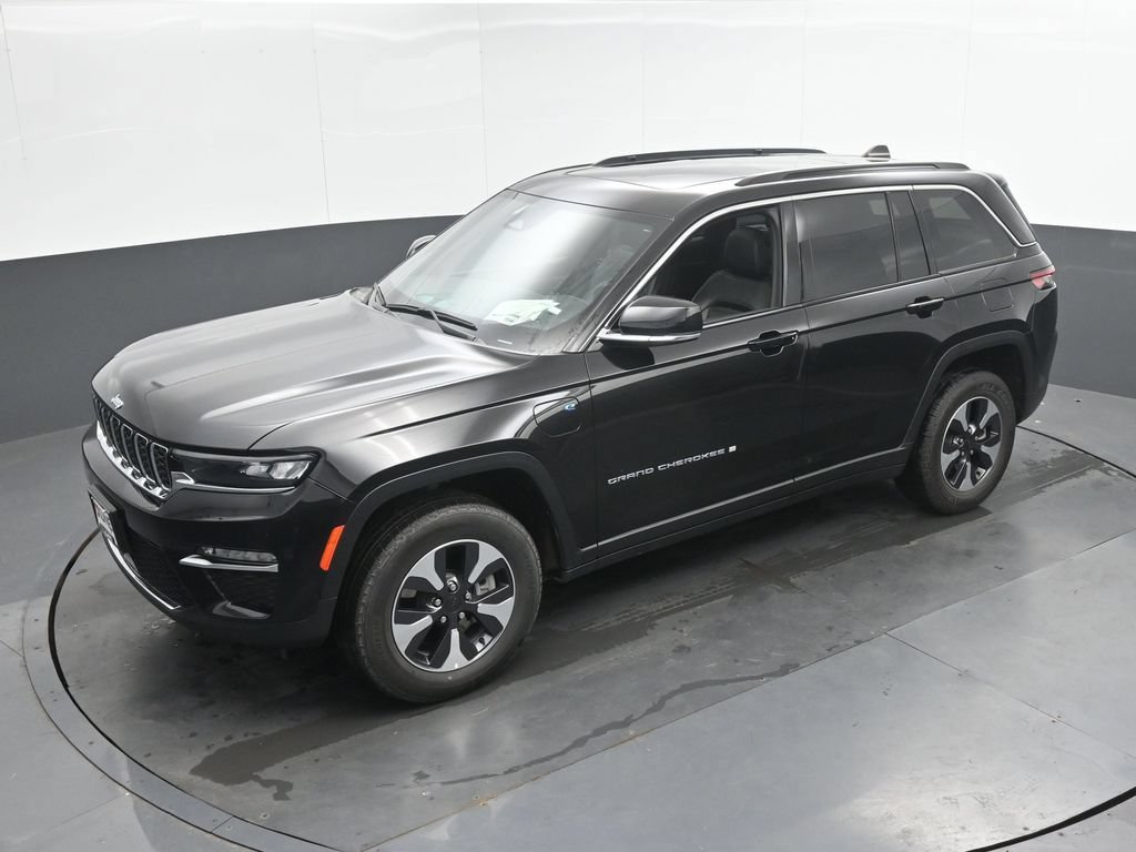 Used 2024 Jeep Grand Cherokee Limited 4xe AWD/4WD image 37