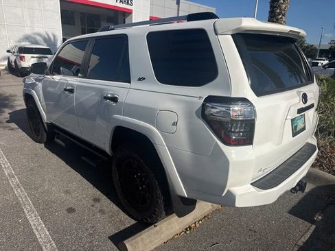 Used 2024 Toyota 4Runner SR5 Premium w/ Moonroof Package image 6