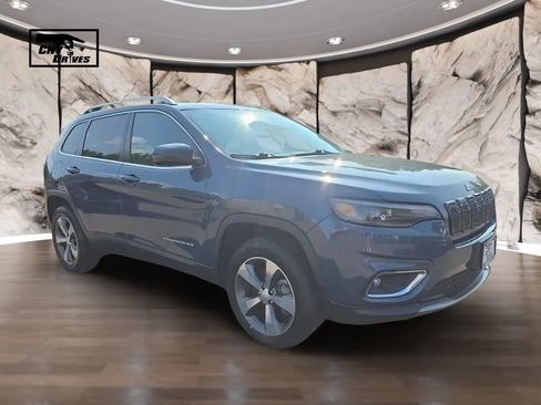 Used 2020 Jeep Cherokee Limited AWD/4WD image 3