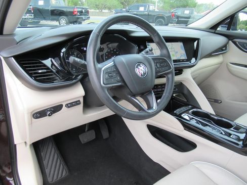 Used 2023 Buick Envision Avenir FWD image 17