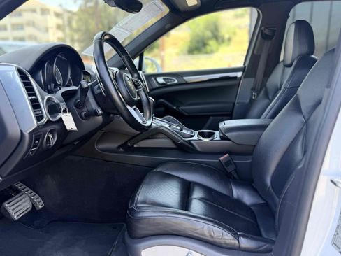 Used 2015 Porsche Cayenne S AWD/4WD image 20