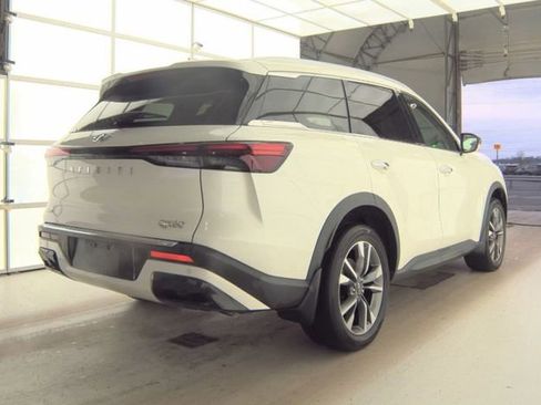 Used 2023 INFINITI QX60 Luxe w/ Cargo Package AWD/4WD image 2