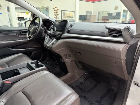 Used 2022 Honda Odyssey EX-L image 17