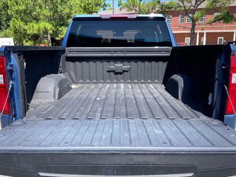 Used 2024 Chevrolet Silverado 1500 RST w/ Z71 Off-Road Package AWD/4WD image 35
