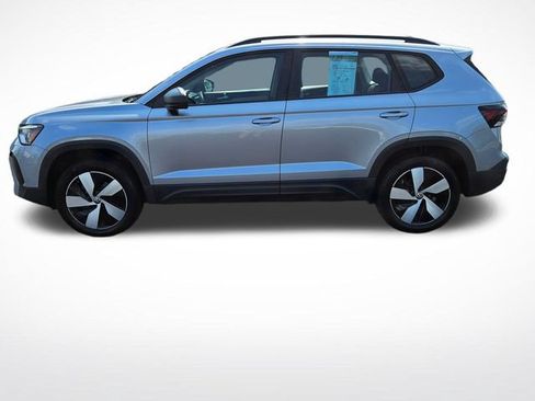 Used 2025 Volkswagen Taos S AWD/4WD image 2
