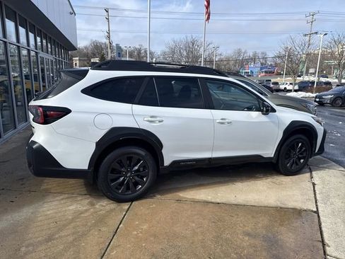 Certified 2023 Subaru Outback Onyx Edition image 2