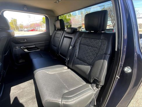 Used 2024 Toyota Tundra Limited AWD/4WD image 30