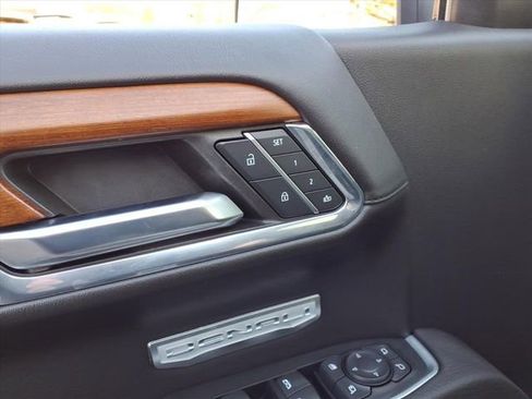 Used 2023 GMC Sierra 1500 Denali w/ Denali Reserve Package image 17