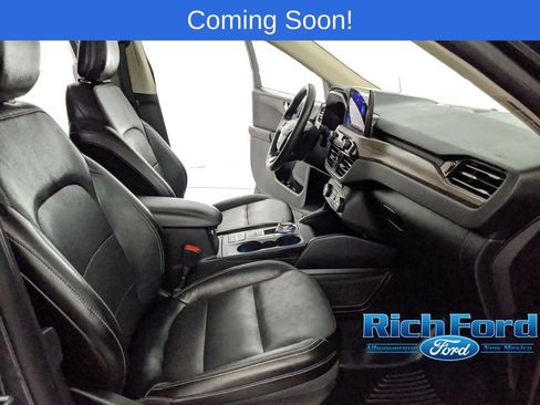 Used 2020 Ford Escape Titanium w/ Titanium Premium Package 2.0 AWD/4WD image 20
