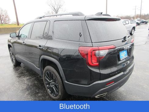 Used 2023 GMC Acadia SLE w/ Driver Convenience Package image 3