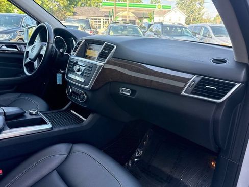 Used 2012 Mercedes-Benz ML 350 4MATIC image 16