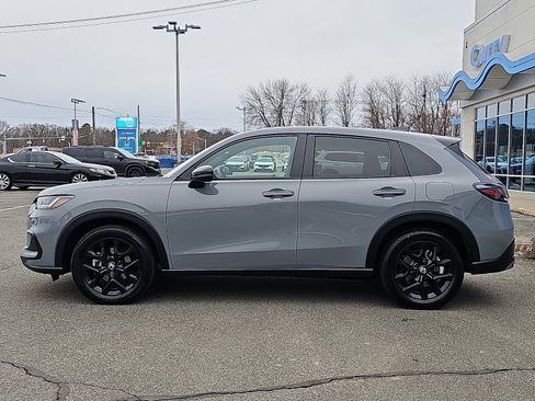 Used 2023 Honda HR-V Sport image 7