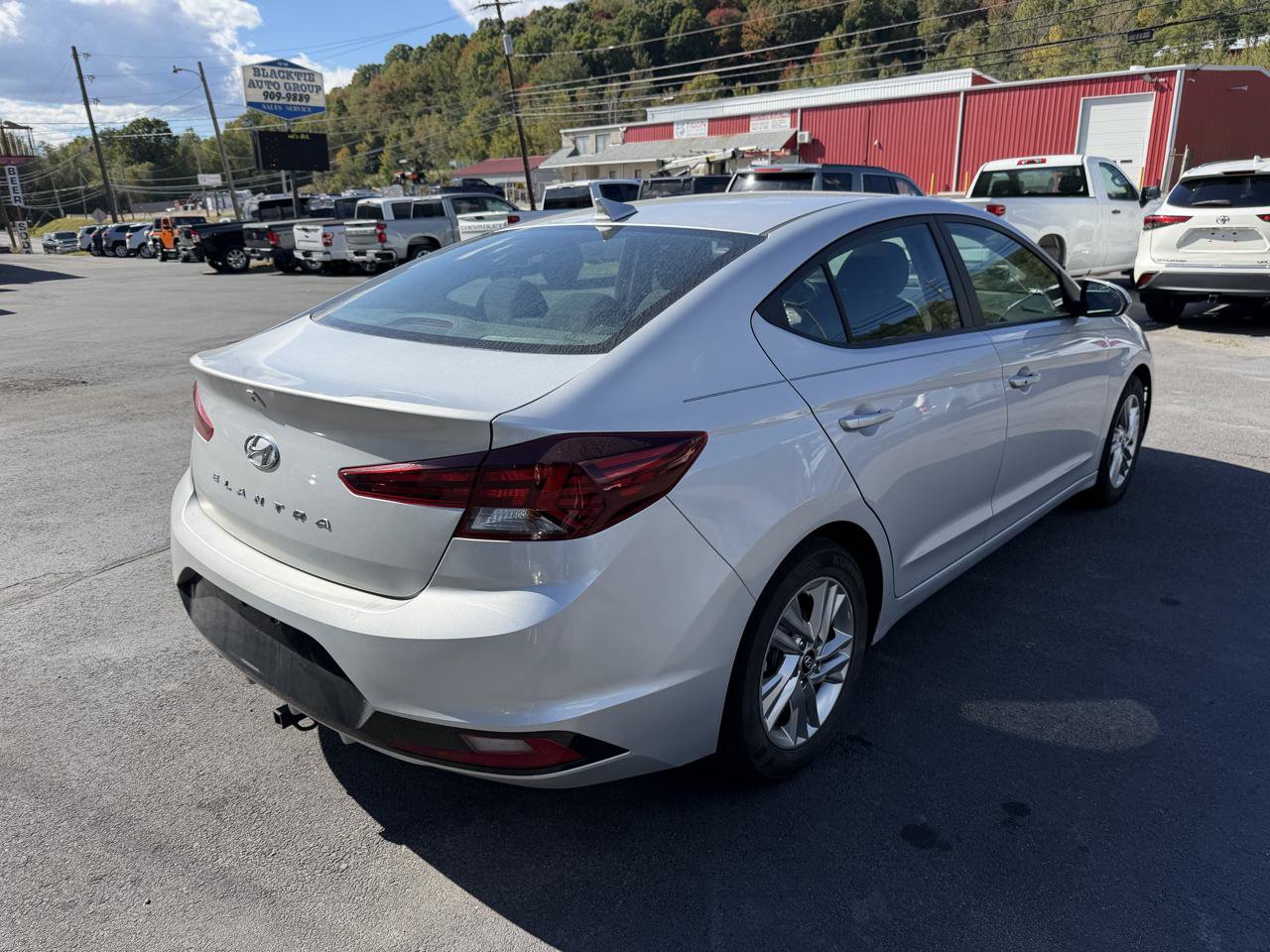 Used 2019 Hyundai Elantra Value Edition w/ Cargo Package FWD image 5