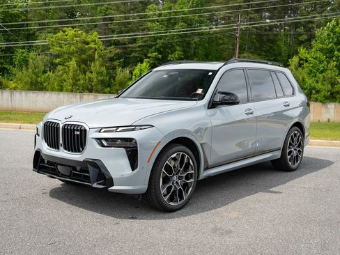 Used 2023 BMW X7 M60i w/ Executive Package AWD/4WD image 11