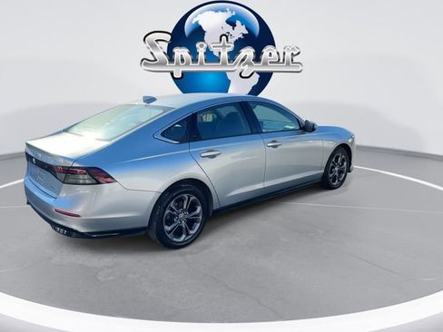 Used 2024 Honda Accord EX-L image 9