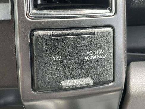 Used 2019 Ford F150 XLT w/ Equipment Group 302A Luxury AWD/4WD image 24