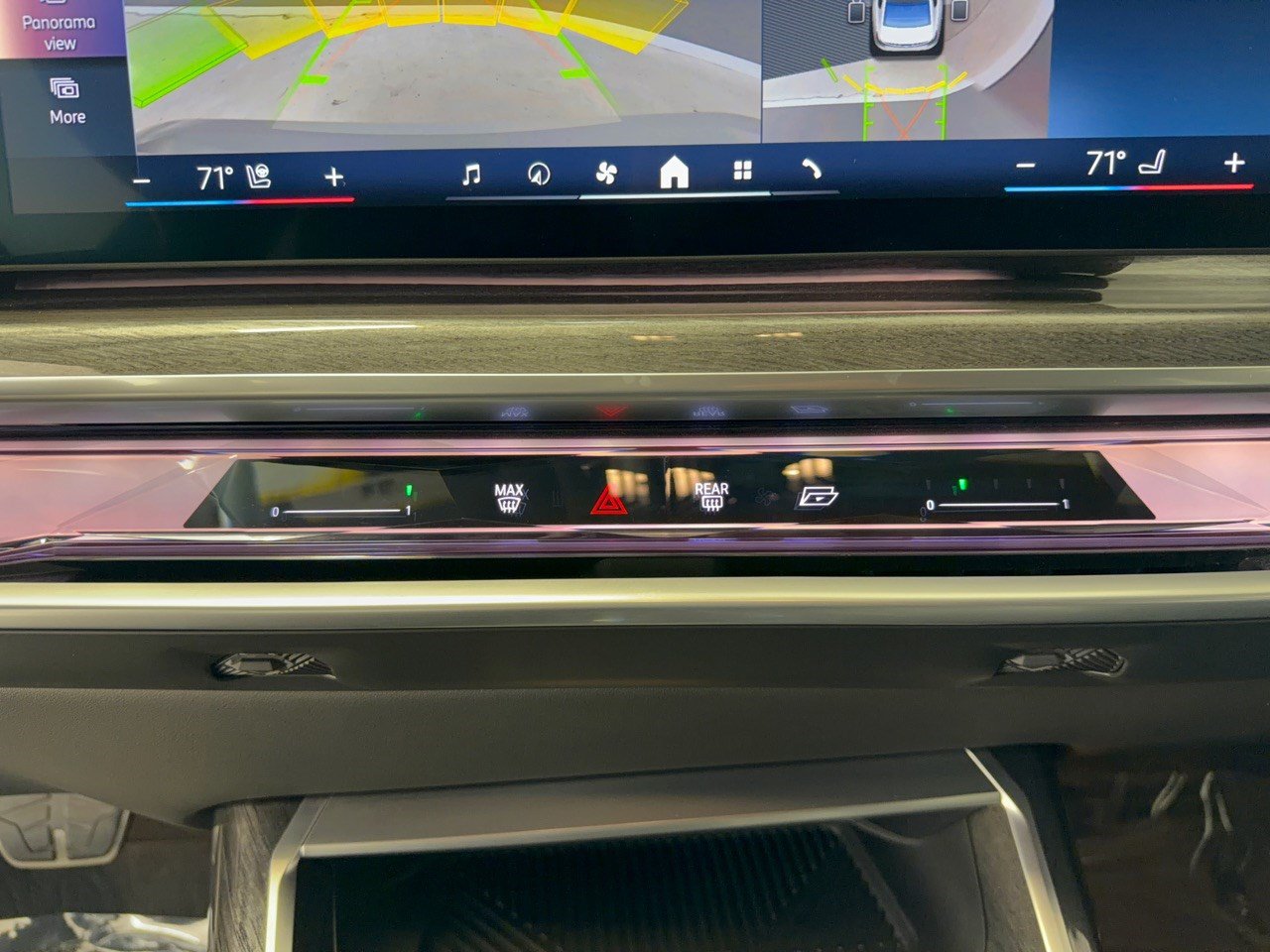 Certified 2024 BMW i7 eDrive50 w/ M Sport Package RWD image 22
