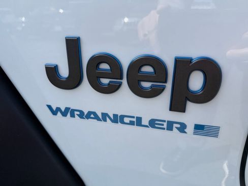 Used 2023 Jeep Wrangler Unlimited Rubicon 4xe w/ Steel Bumper Group AWD/4WD image 26
