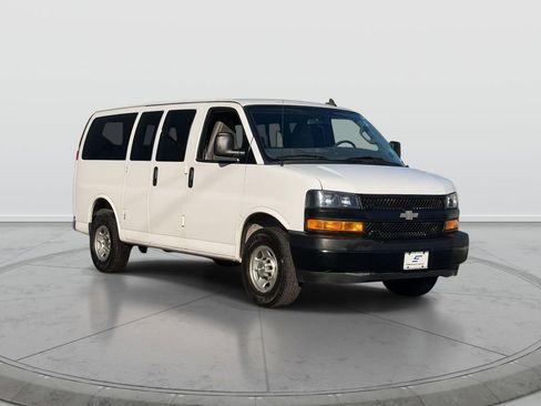 Used 2022 Chevrolet Express 2500 LS image 1