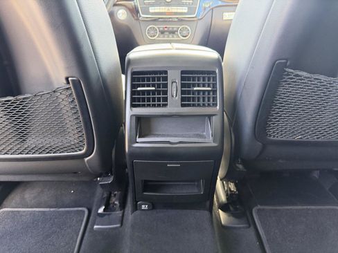 Used 2018 Mercedes-Benz GLE 350 image 18