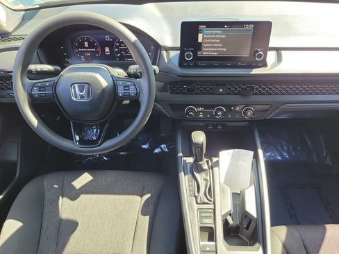 Used 2023 Honda Accord LX image 10