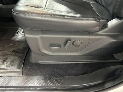 Used 2021 Ford Expedition XLT AWD/4WD image 11
