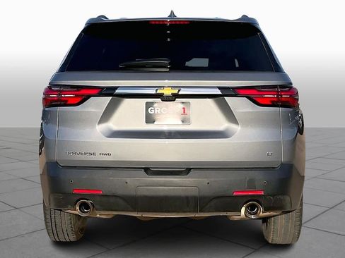 Certified 2023 Chevrolet Traverse LT w/ Rear Camera Mirror Package image 5