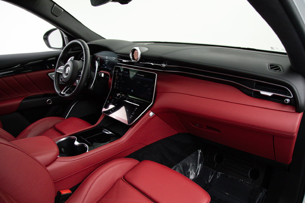 Certified 2023 Maserati Grecale Modena AWD/4WD image 15